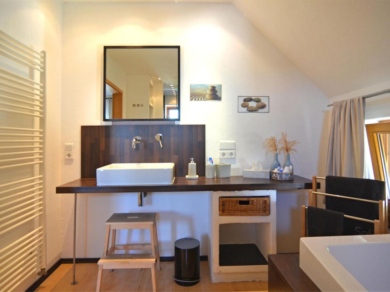 Apartment In Eslohe With Terrace Exteriör bild