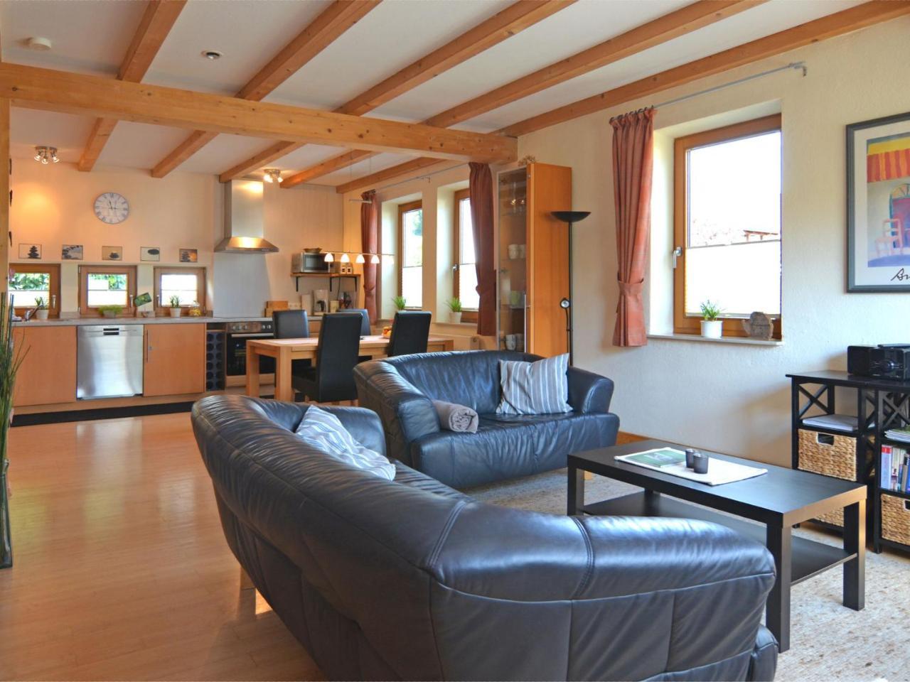 Apartment In Eslohe With Terrace Exteriör bild